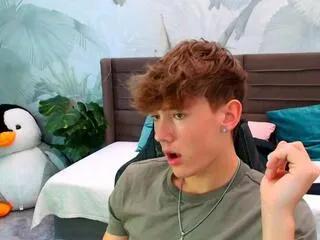 matthew_bieber on Flirt4Free 