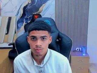 riccie_pezzutti on Flirt4Free 