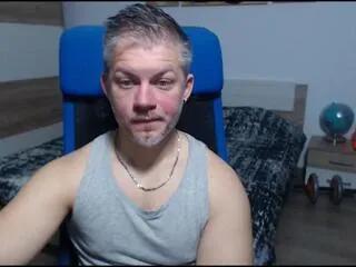 robby_shaw on Flirt4Free 