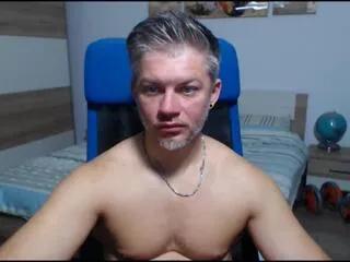 robby_shaw on Flirt4Free 