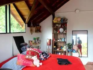 sara_lorent on Flirt4Free 