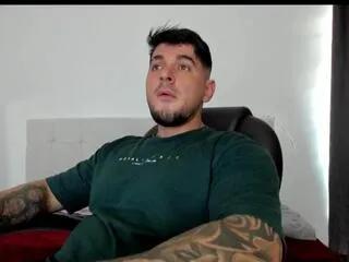 teylor_creed — Freechat on Flirt4Free