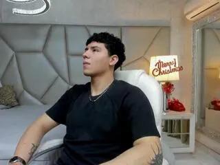 tobias_vega — Freechat on Flirt4Free