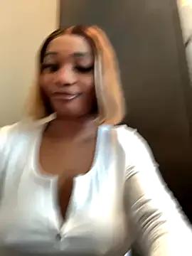 StripChat ___Nessa is Freechat ___Nessa — Toy on hard clit,moan loud&Squirt public