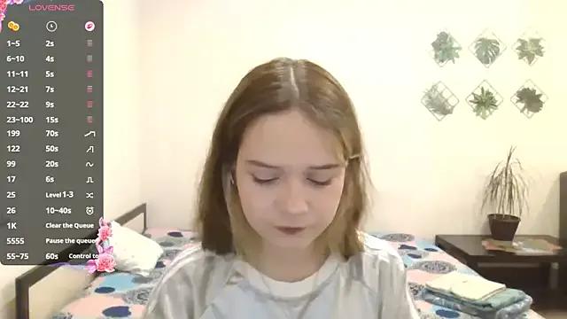 AlissaGerardo — Flash my pretty ass