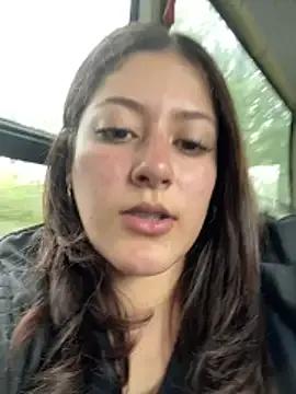 Amber_rose_outdoors — Reventar globo reto