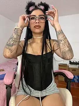 Bunny_sexy01 — spit tits