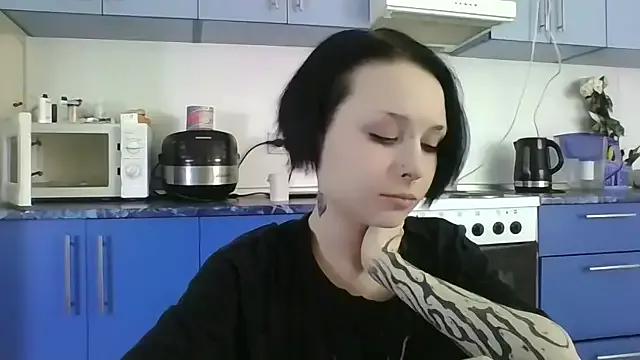 CandaceBlaze — Show legs