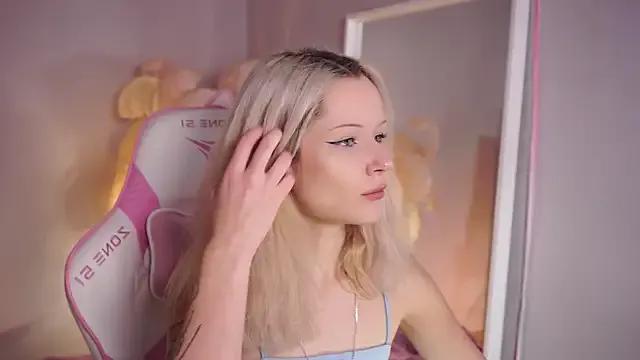 Celeste_eyes0n on StripChat 