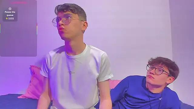 dani_angel_dark — kiss