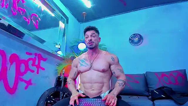 dennis_cox1 on StripChat 