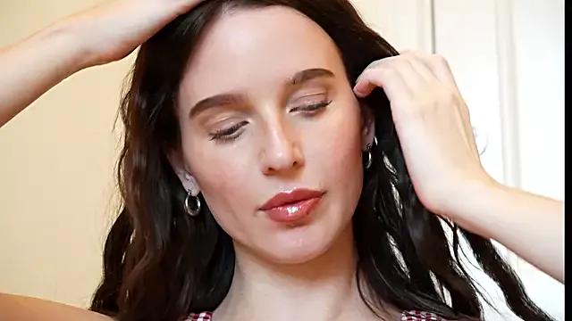 ellaa91 on StripChat 