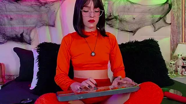 Ginger_Foxy on StripChat 