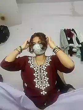 hiddennisha on StripChat 