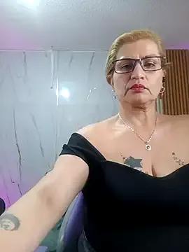 Juanitarubia — aceite en peirnas