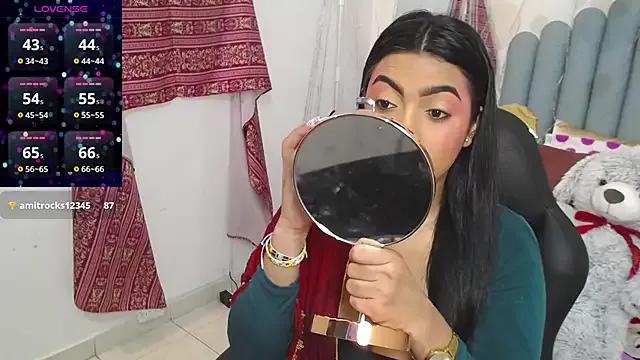 lakshmiraniii — Nude and full oil