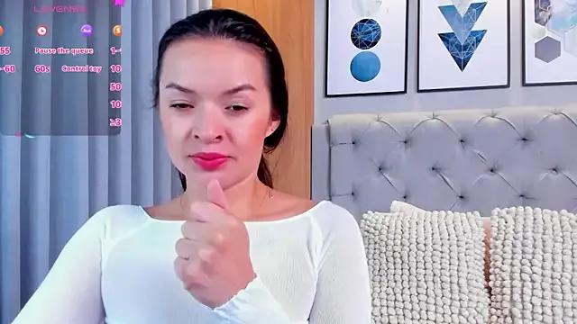 lennabell on StripChat 