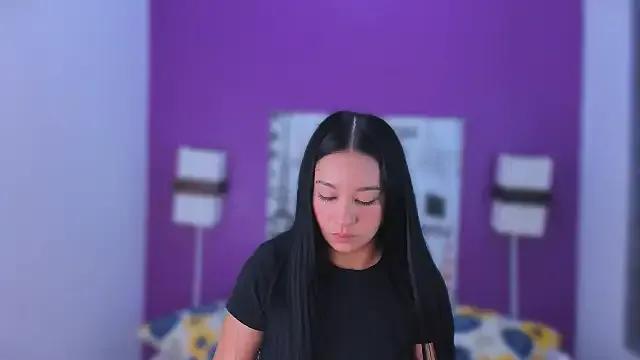 Lila_Pinky on StripChat 