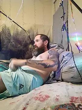 lit702 — smokin with girlfriend watching porn