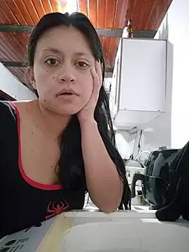 lombarlana-89 — Show tits closer and bounce