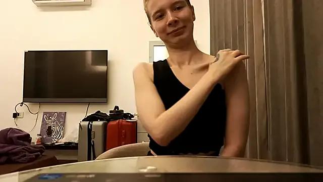 MargaretFairy — Play with my top