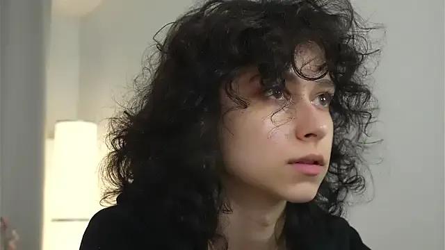 MimiLicks on StripChat 