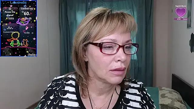 Miss_Moren on StripChat 