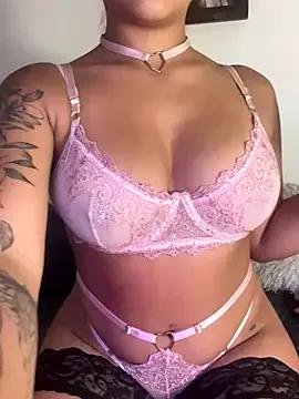 morenaQueen_ — Erotic dance + Ooo in ass