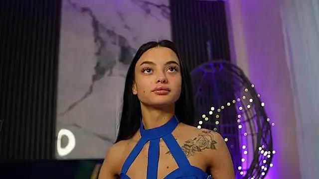 RachelRavee — Make My Body Shiver