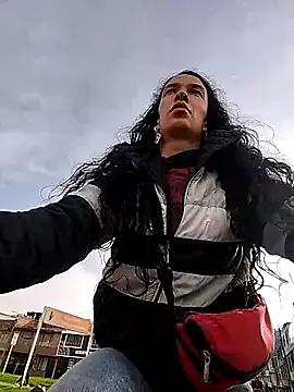 rebekka_simpson — On my way to work Show tits