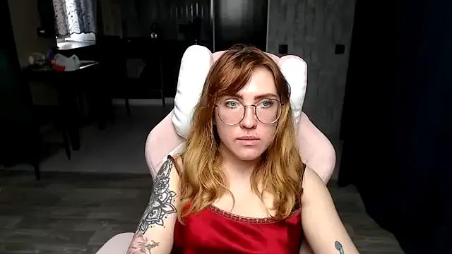 Reginasmilee — NAKED