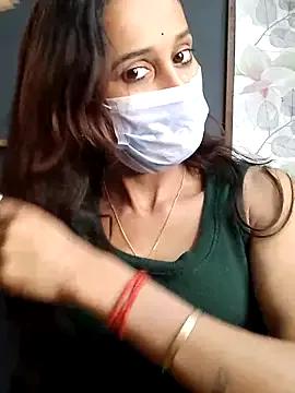 Saharaa on StripChat 