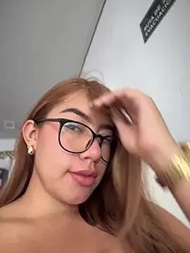 sara_calderon on StripChat 