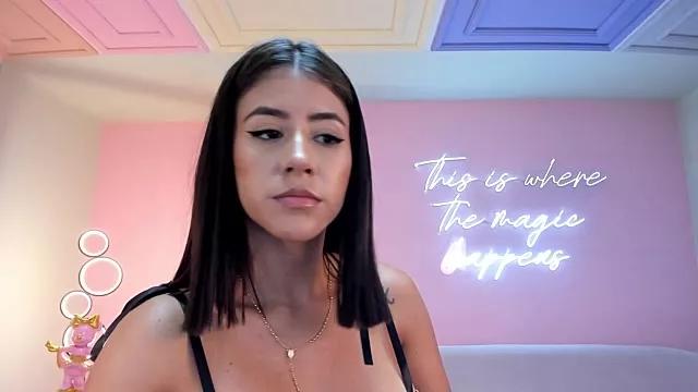 SussanElliot on StripChat 