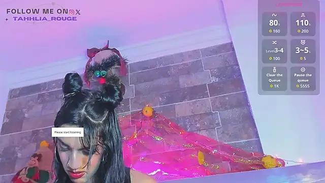 tahhlia_rouge on StripChat 