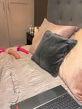 StripChat ThirstygirlCeCe is Freechat ThirstygirlCeCe — Play with my tits