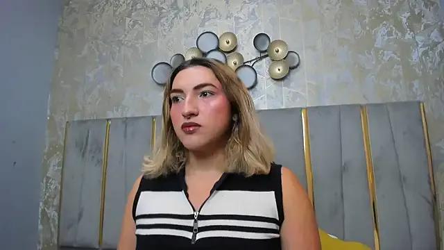 TomLondon_ — I show sexy full body