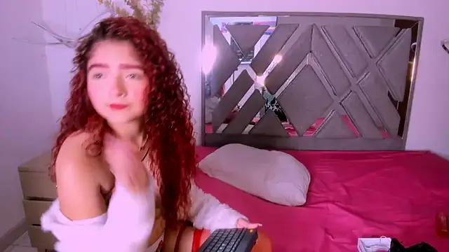 Venus_velvett — Show boobs + spit tits