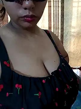 xxxsrilankagirl on StripChat 