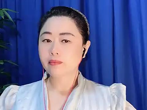 yaoyao22678 on StripChat 