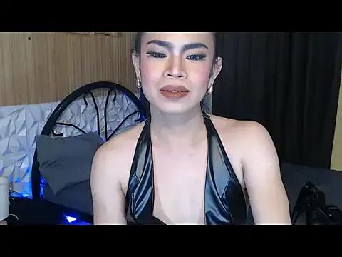 YourHUGECASSIE05 — RIDE MY COCK AND LETS CUM IN UR MOUTH!!