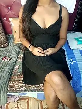 Zoya_miss360 — Lips show